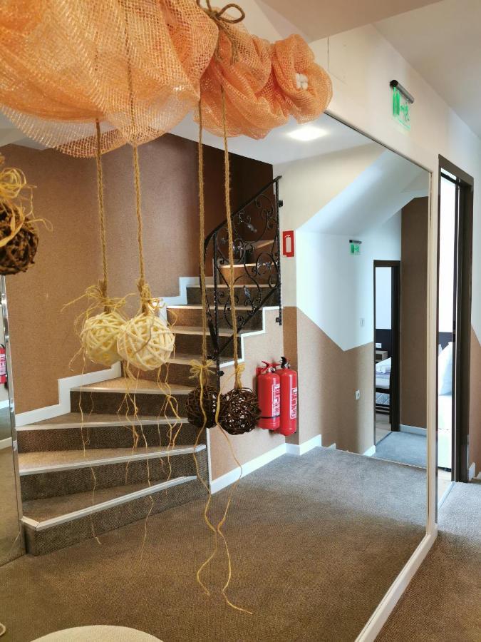 Hotel Swiss Sjumen Eksteriør bilde